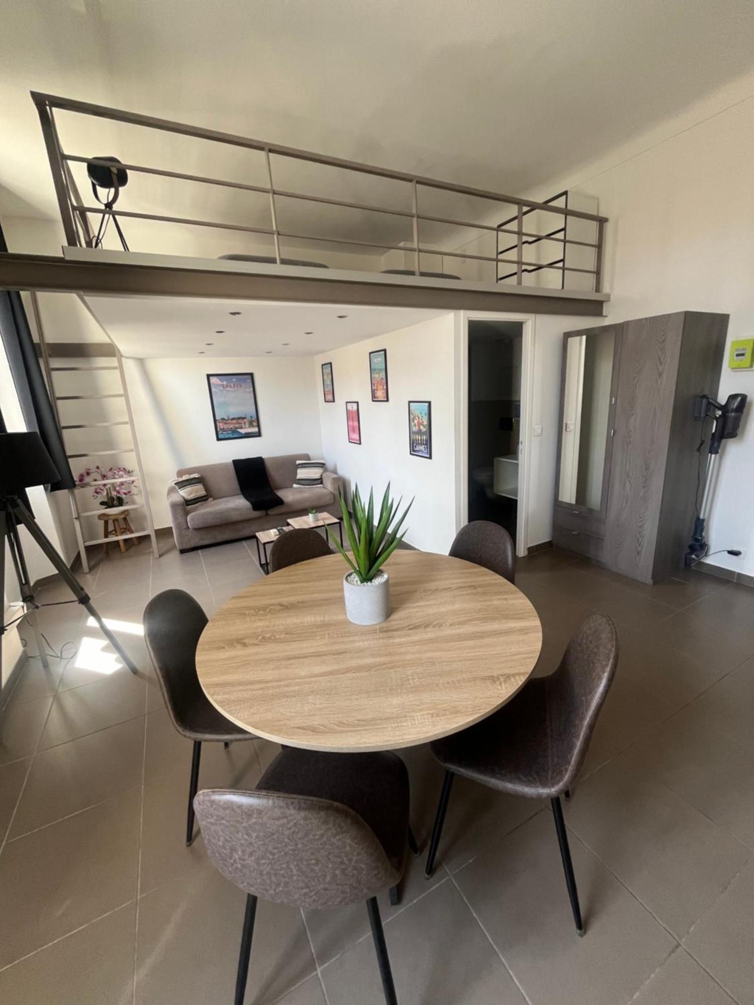 Loft Chaleureux - Climatisation - Wifi - 650 M Du Palais Des Festivals, Апартаменты Канны